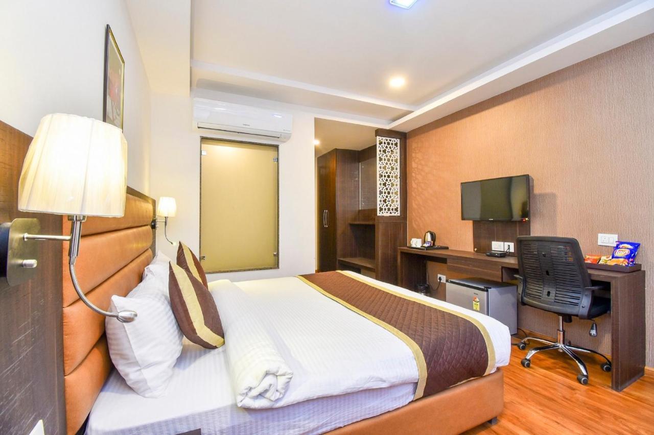 Hotel Suncity Plaza, Sitapura, Jaipur Chambre photo